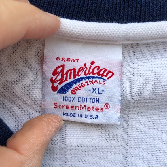 Men’s White with Blue Collar Short Sleeve Shirt - Picture 2 of 8